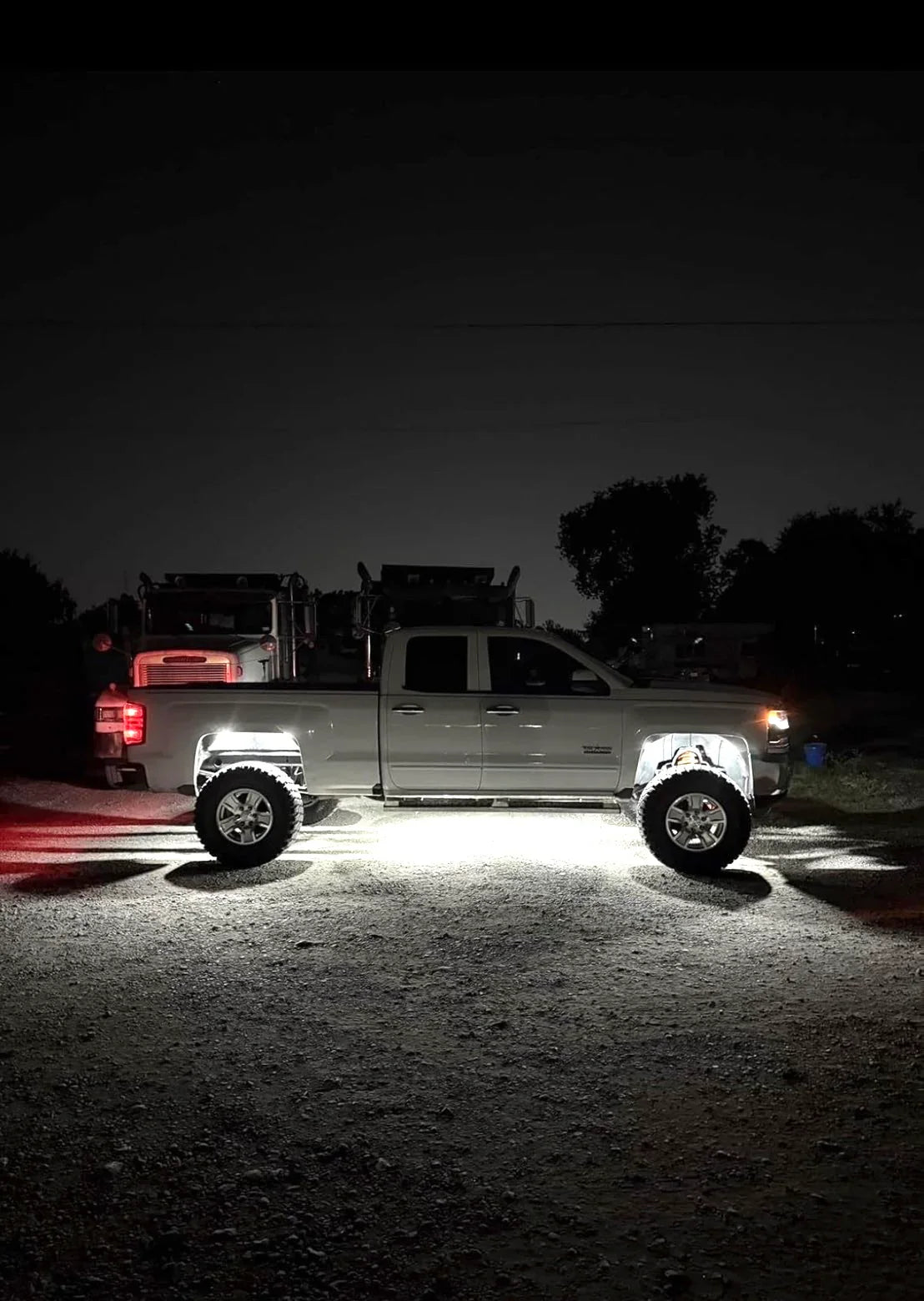 Wide angle high intensity 24 LED plug and play rocklights